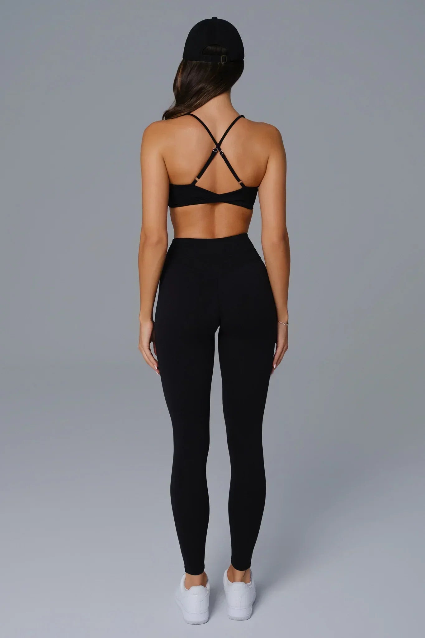 Alexa Sports Bra - Black