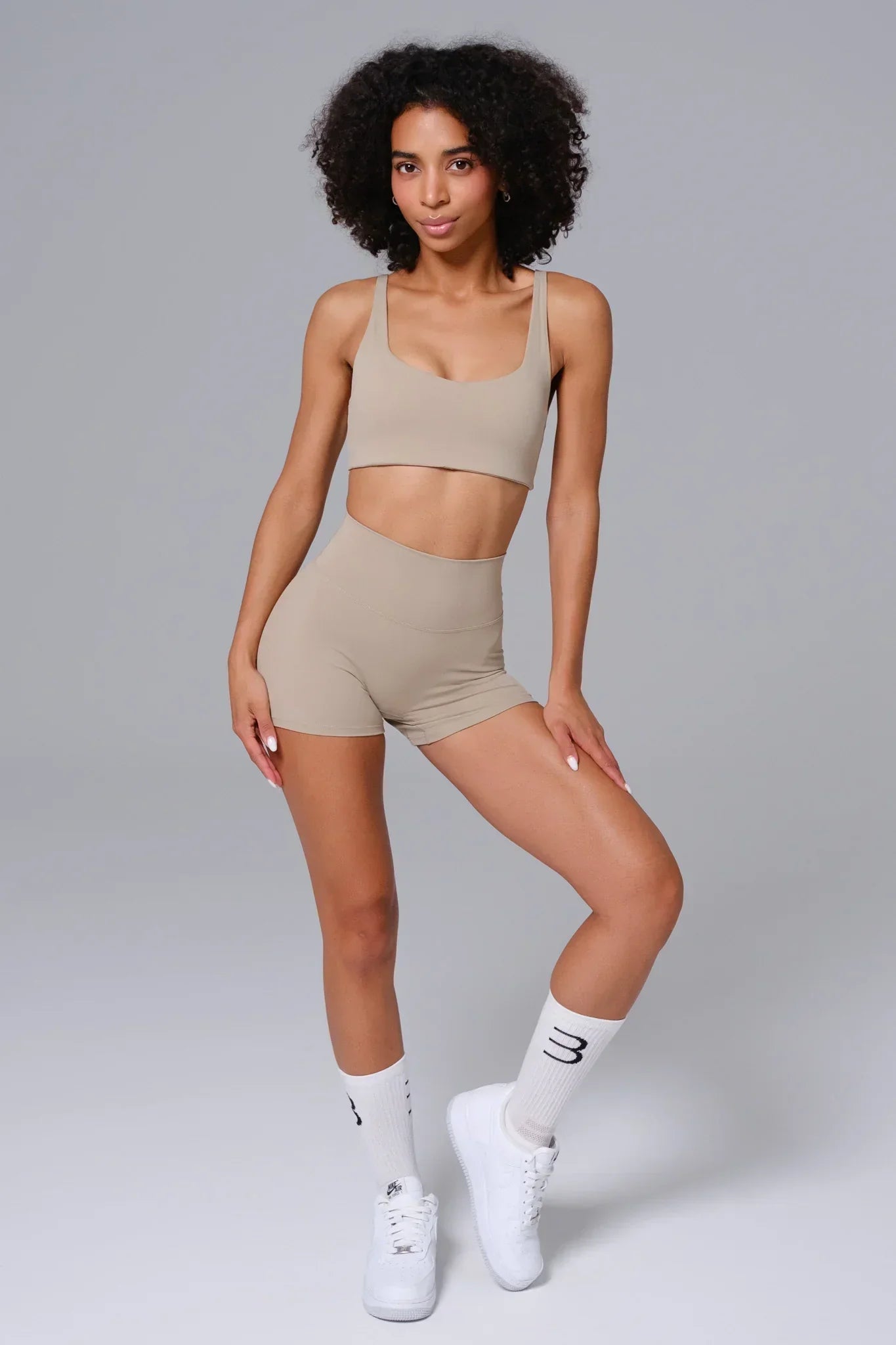 Camila Sports Bra - Almond Tan