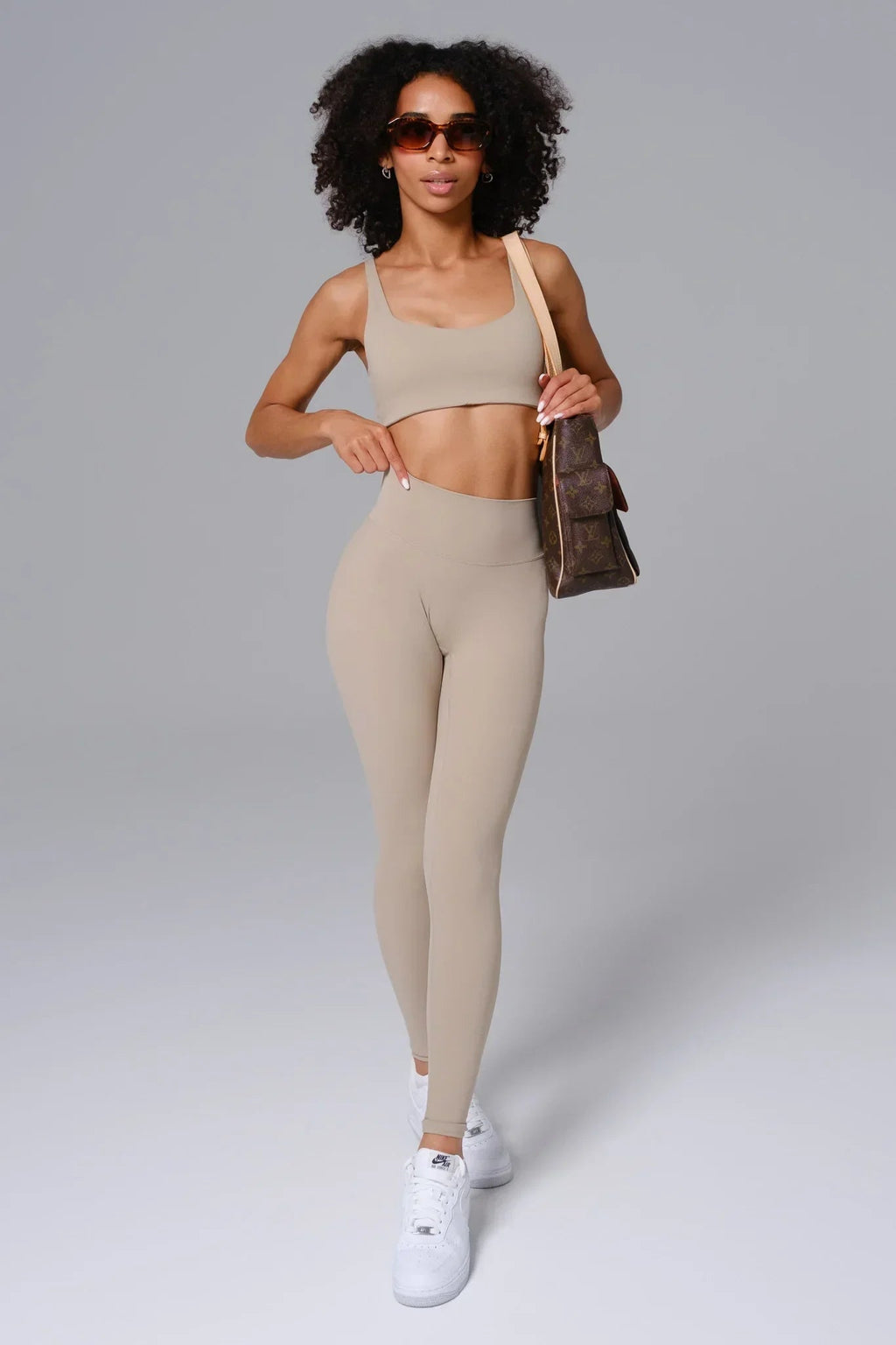 Camila Sports Bra - Almond Tan