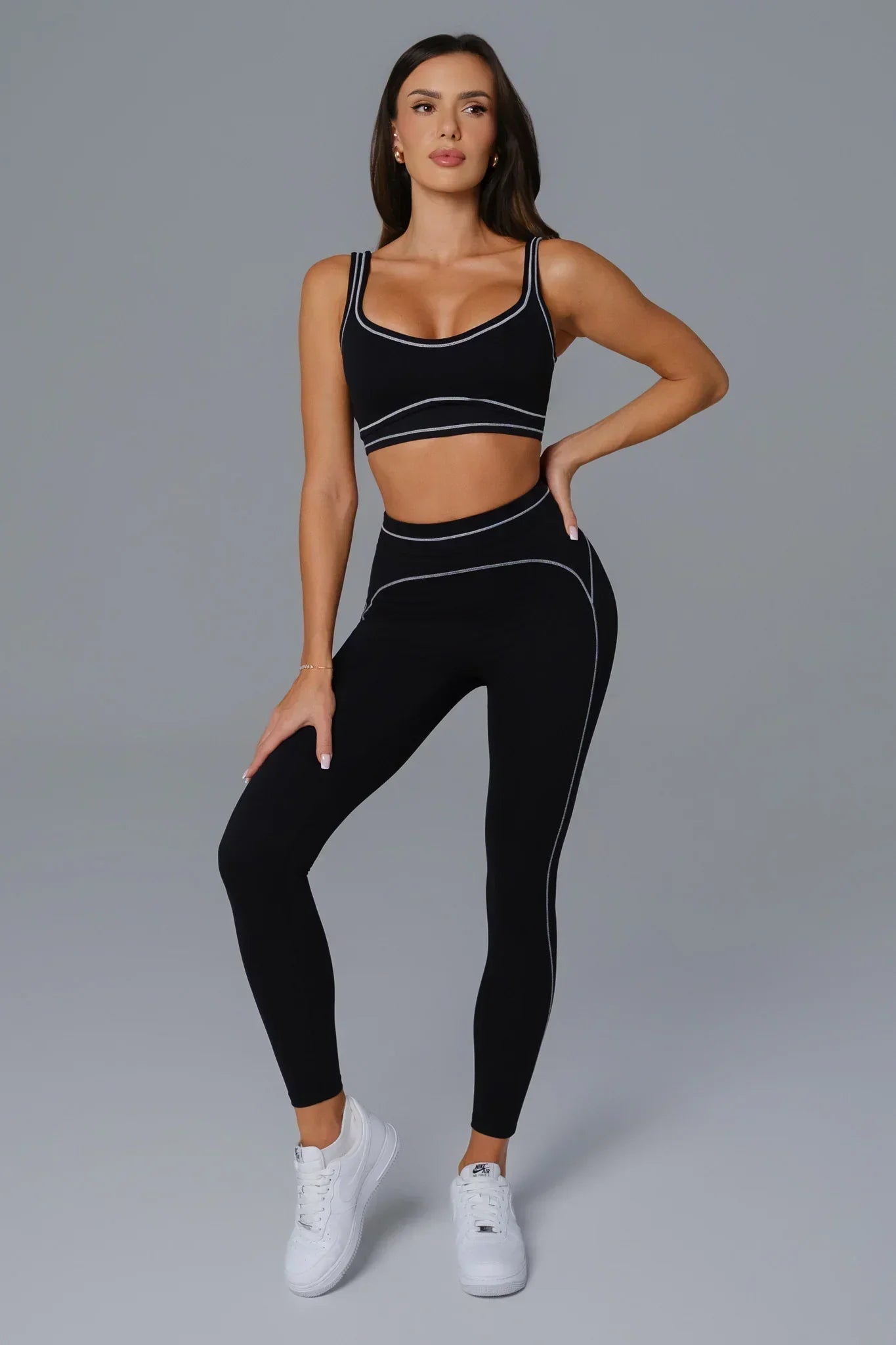 Nadine Sports Bra - Black