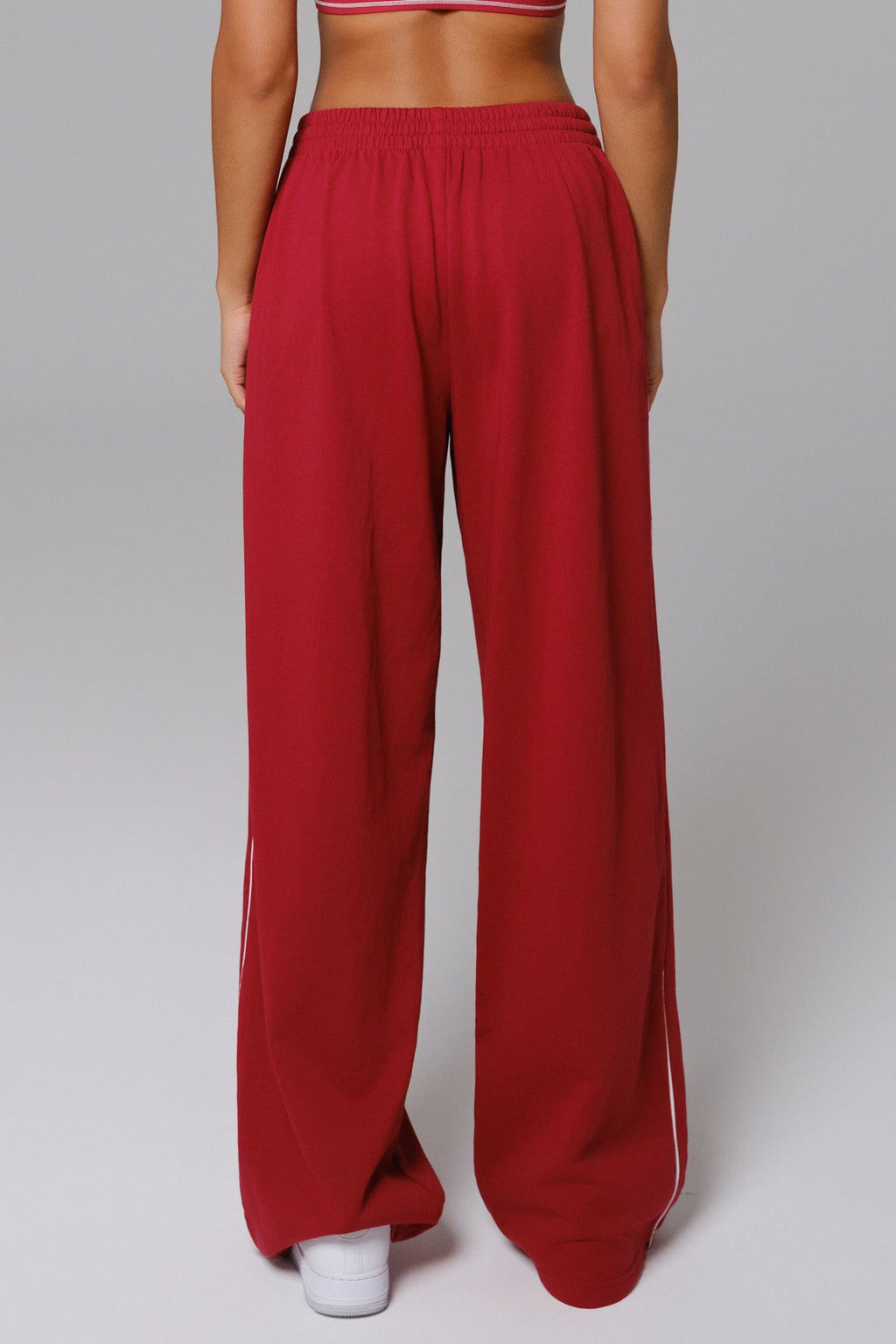 Nadine Sweatpants - Cherry Red