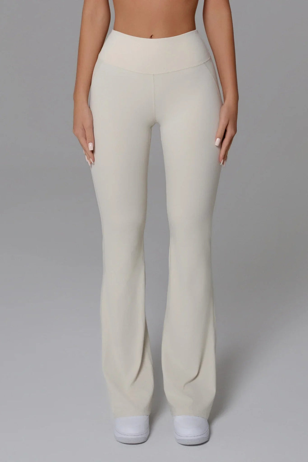 Nicole Flare Leggings - Oatmilk