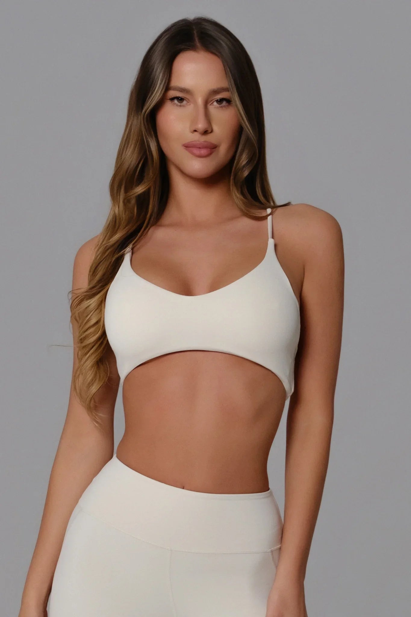 Nicole Strappy Sports Bra - Oatmilk