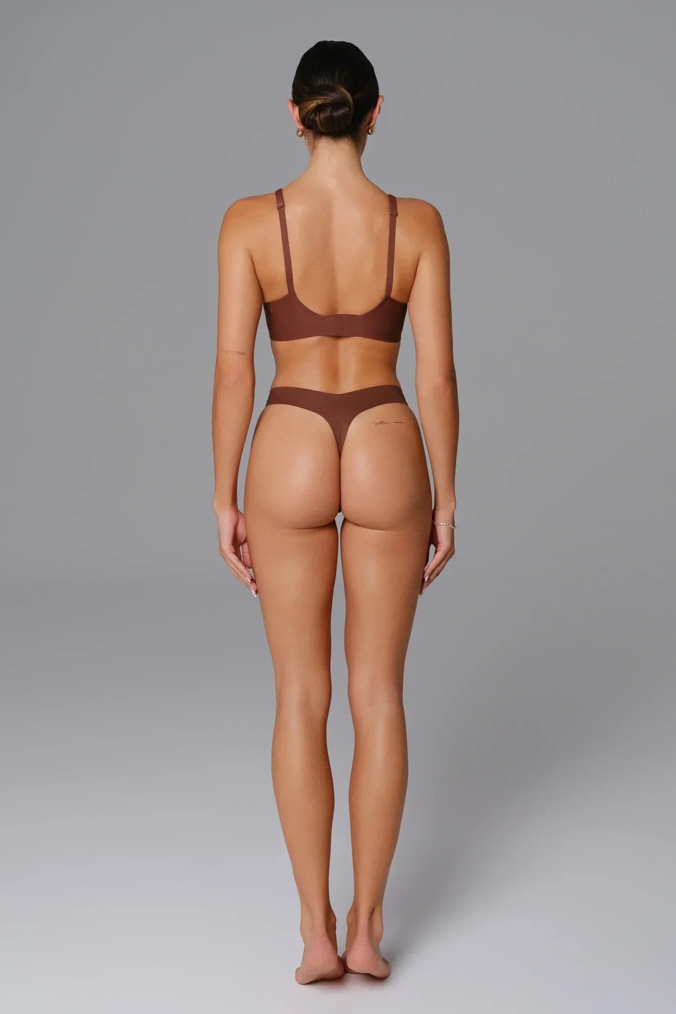 Seamless Thong - Cocoa