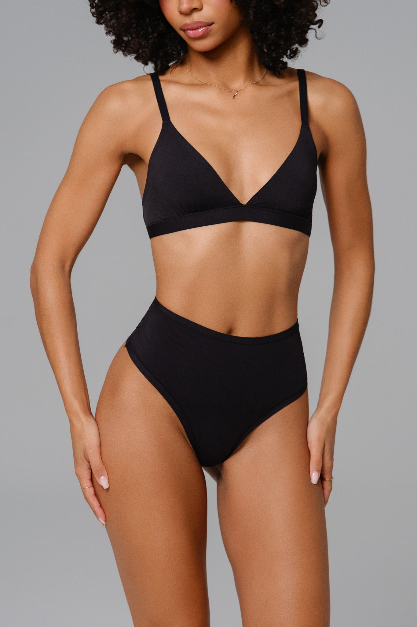 Smooth High-Waisted Thong - Black