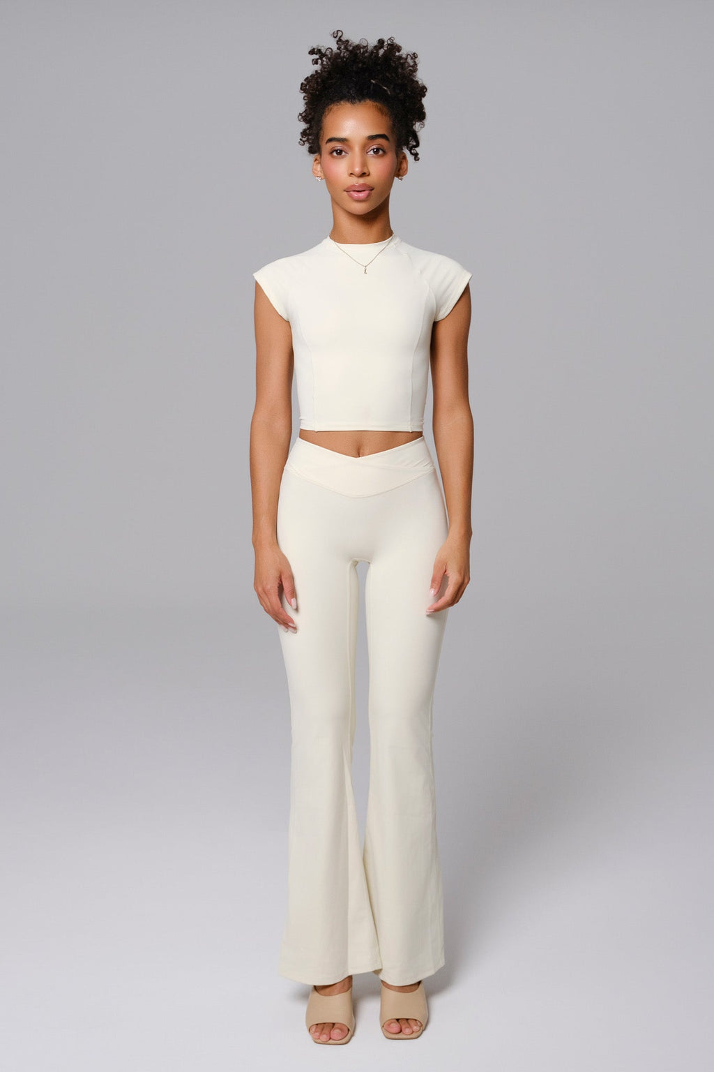 Zoe Flare Leggings - Soft Cream